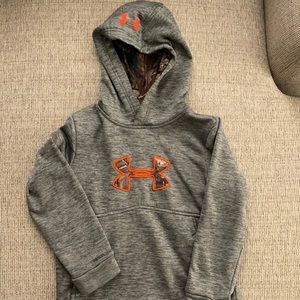 Under armour hooded sweat shirt boys small